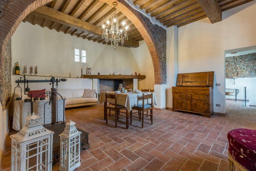 Relais Del Lago E Relais Del Monte Filettole Экстерьер фото