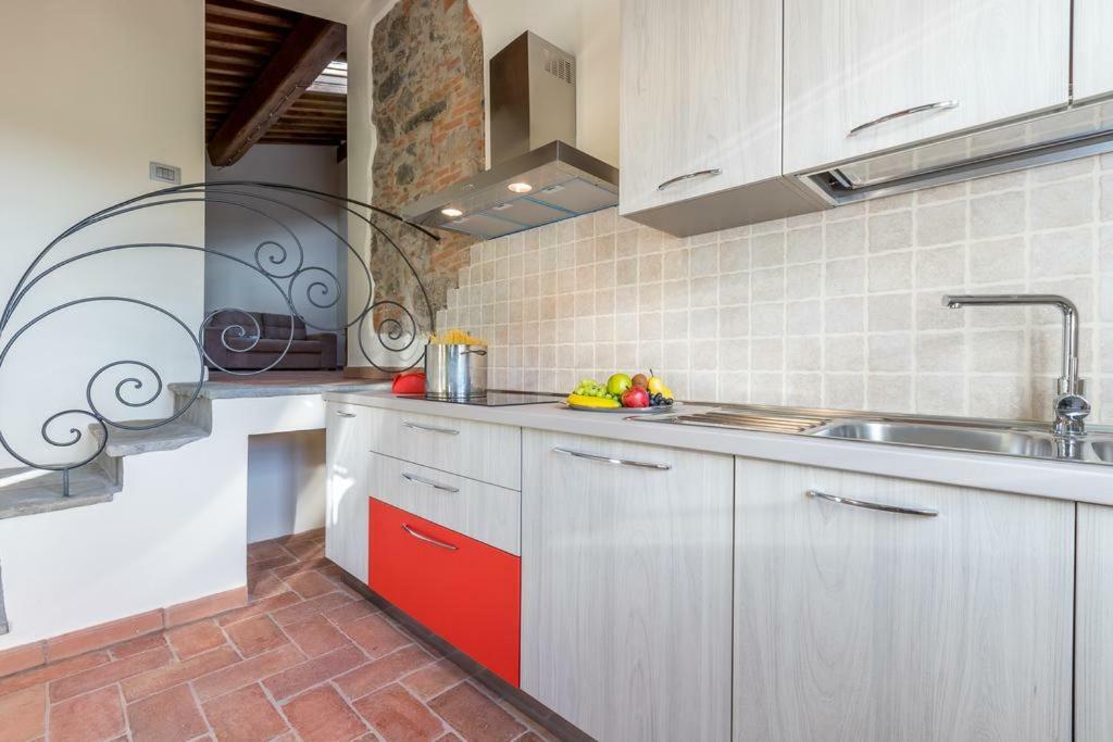 Relais Del Lago E Relais Del Monte Filettole Экстерьер фото